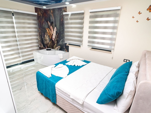 gece  -  Kasım
  | Fethiye Ovacık'ta Lüks 8 Kişilik Villa: Jakuzi, Kapalı Havuz ve Sauna